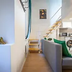 Cute Gallery Flat In Budapest, Spring *