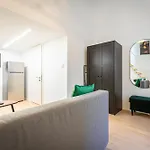 Cute Gallery Flat In Budapest, Spring Apartamento *