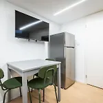 Cute Gallery Flat In Budapest, Spring * Budapest